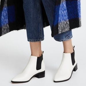 Dolce Vita Macie Bootie Off White Size 9